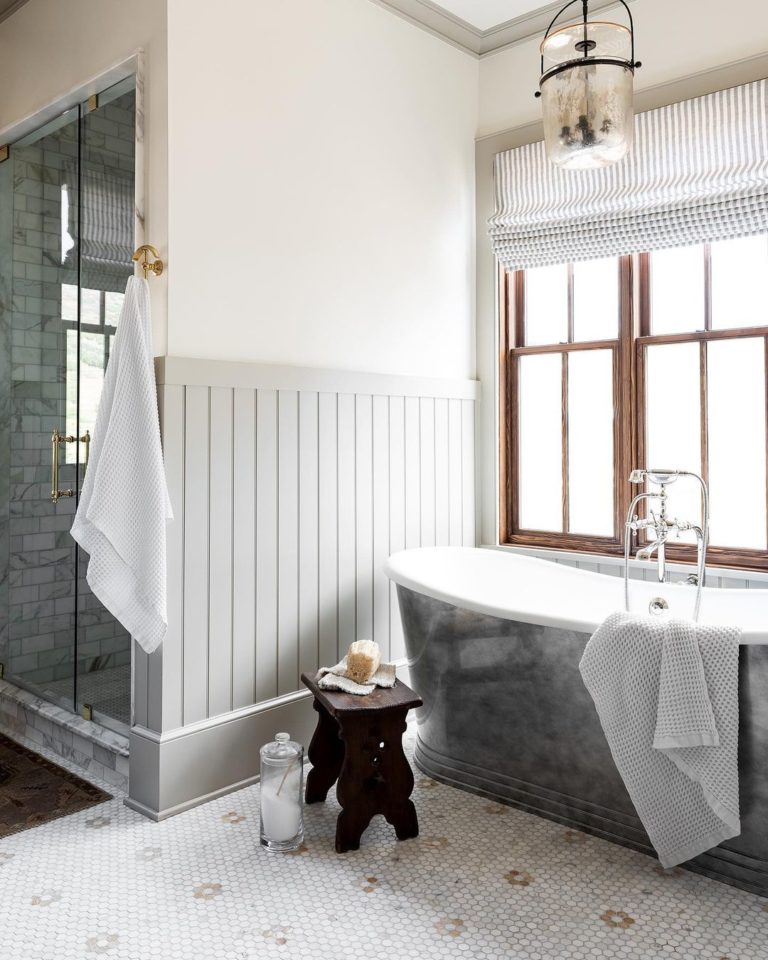 Sunday Scrolling: A Tub, Of Course! | House of Jade Interiors